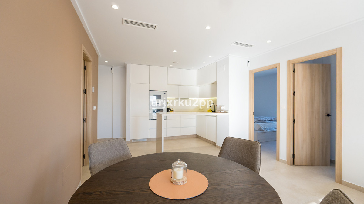 3 Bed Apartment for sale in Urbanización El Raso Costa Blanca, Alicante, Spain
