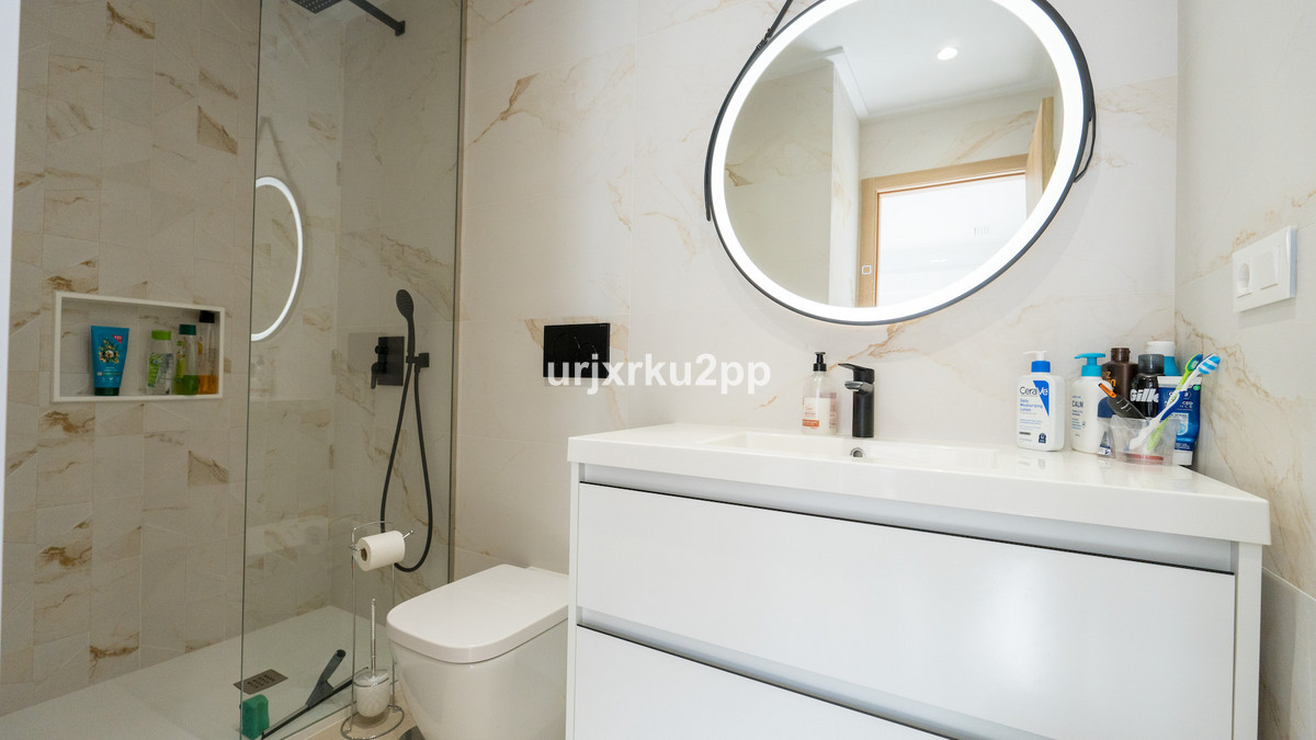 3 Bed Apartment for sale in Urbanización El Raso Costa Blanca, Alicante, Spain