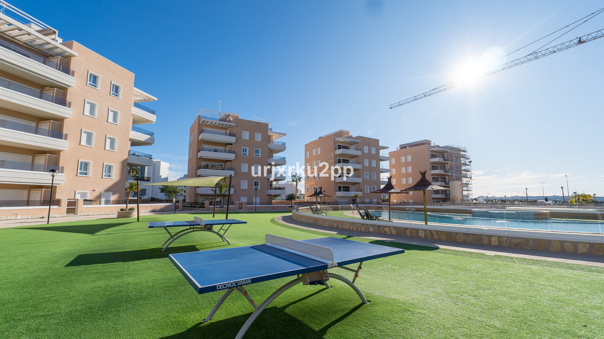 3 Bed Apartment for sale in Urbanización El Raso Costa Blanca, Alicante, Spain