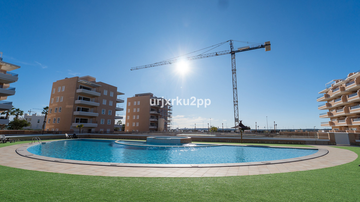 3 Bed Apartment for sale in Urbanización El Raso Costa Blanca, Alicante, Spain
