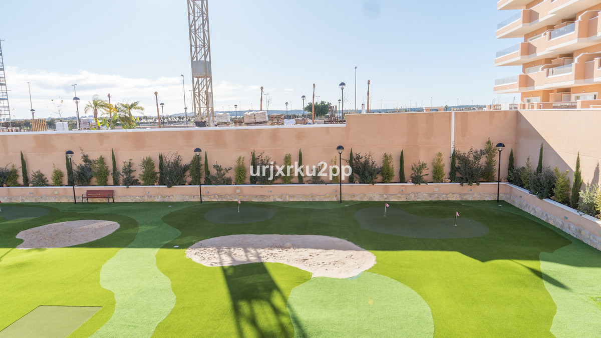 3 Bed Apartment for sale in Urbanización El Raso Costa Blanca, Alicante, Spain