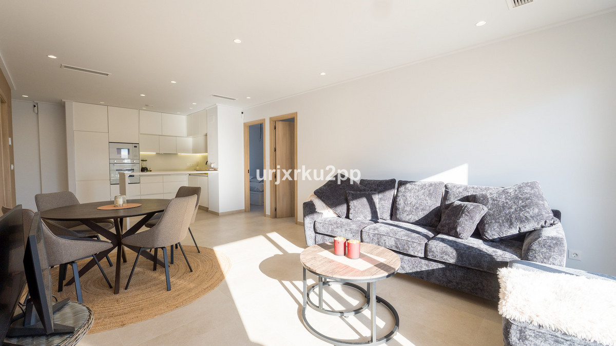 3 Bed Apartment for sale in Urbanización El Raso Costa Blanca, Alicante, Spain
