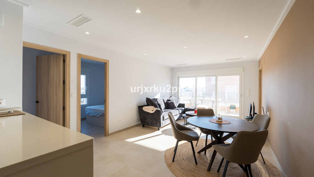 3 Bed Apartment for sale in Urbanización El Raso Costa Blanca, Alicante, Spain