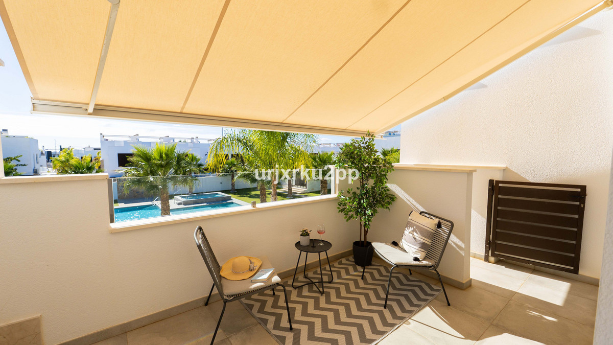 3 Bed Apartment for sale in Torre De La Horadada Costa Blanca, Alicante, Spain