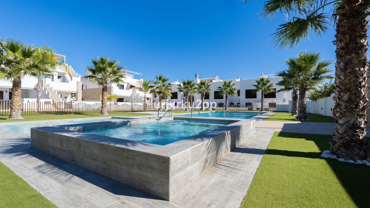 3 Bed Apartment for sale in Torre De La Horadada Costa Blanca, Alicante, Spain