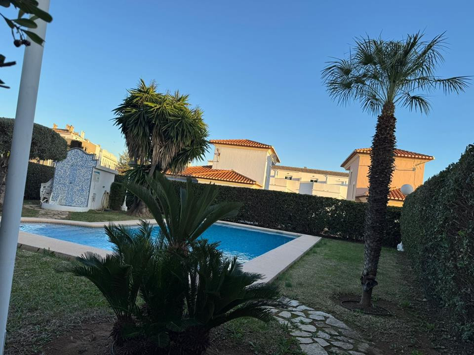Se vende Adosada de 2 dormitorios en Costa Blanca, Alicante, España