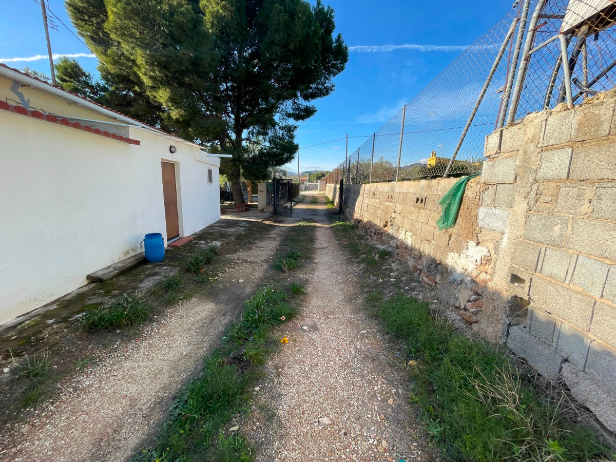 3 Bed Townhouse for sale in Aspe Costa Blanca, Alicante, Spain