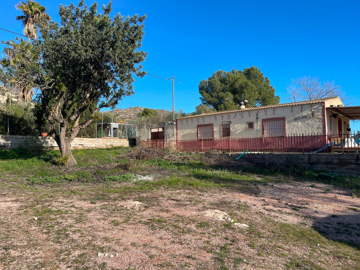 3 Bed Townhouse for sale in Aspe Costa Blanca, Alicante, Spain