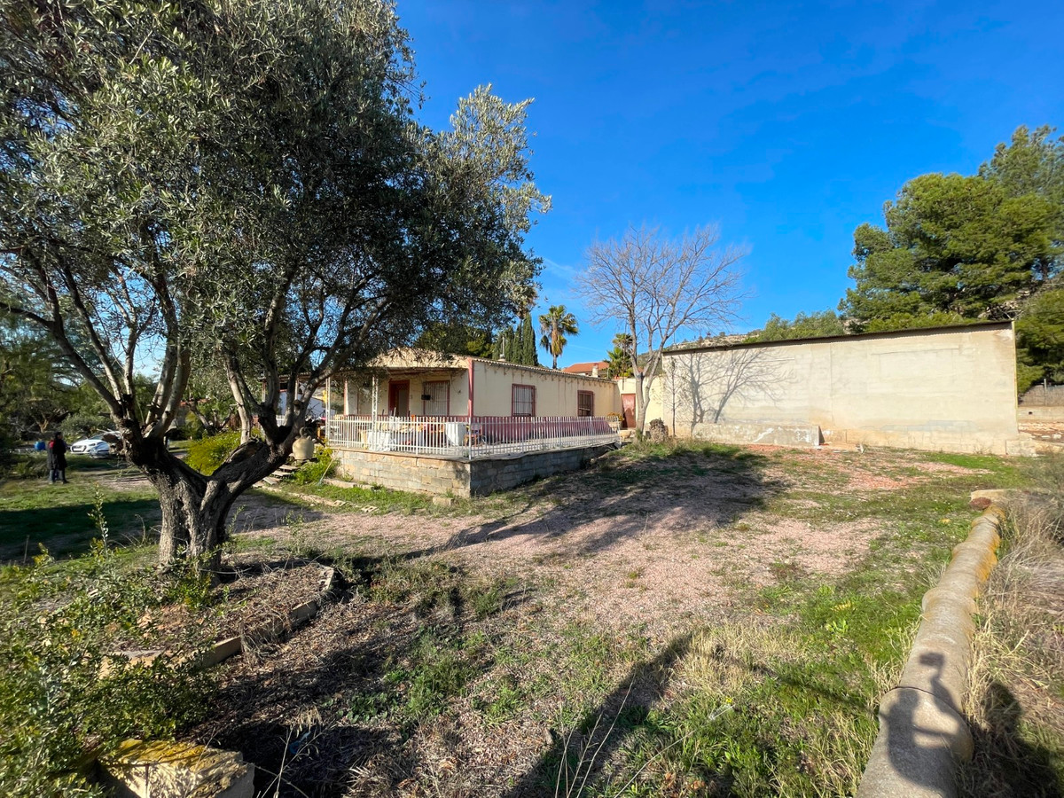 3 Bed Townhouse for sale in Aspe Costa Blanca, Alicante, Spain