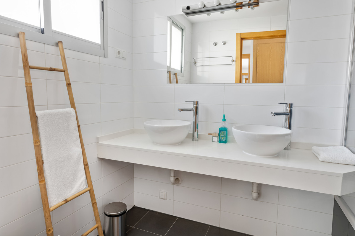 3 Bed Apartment for sale in Mijas Costa Costa Del Sol, Málaga, Spain