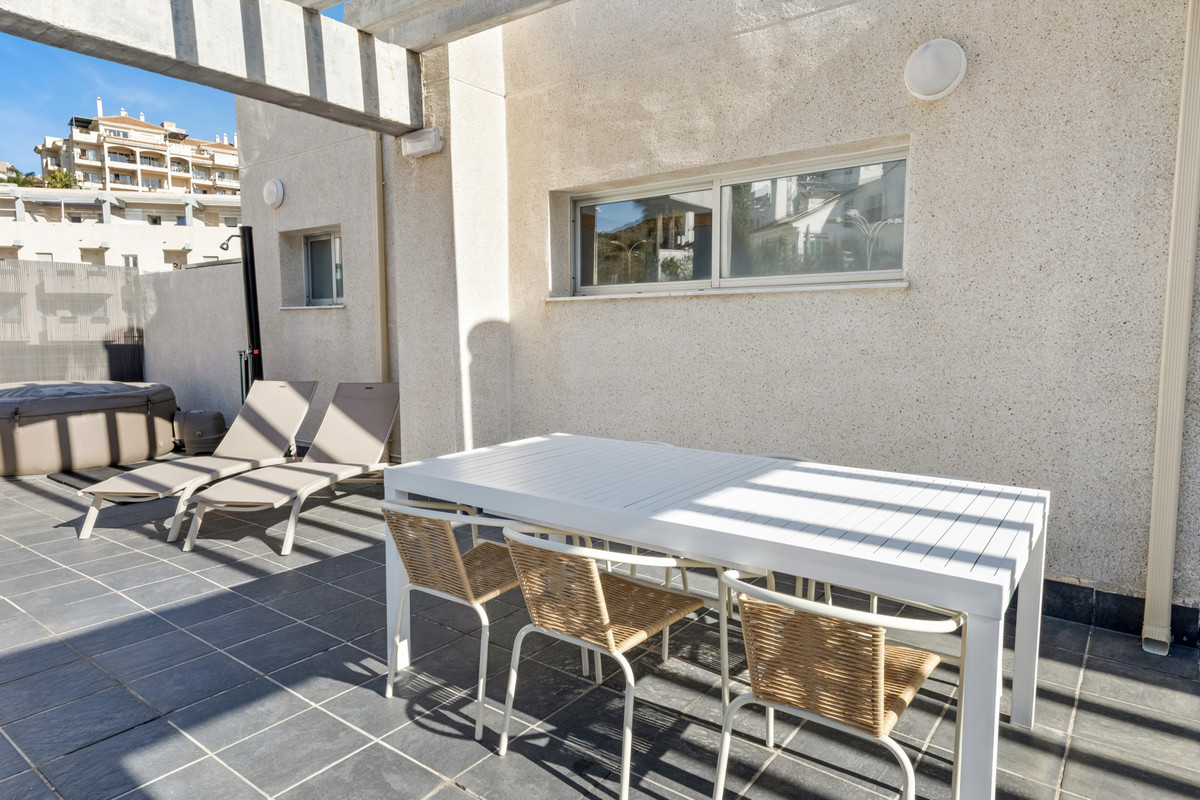 3 Bed Apartment for sale in Mijas Costa Costa Del Sol, Málaga, Spain