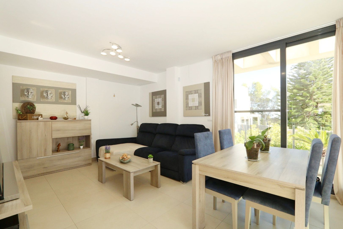 Se vende Villa - Chalet de 3 dormitorios en Costa Blanca, Alicante, España