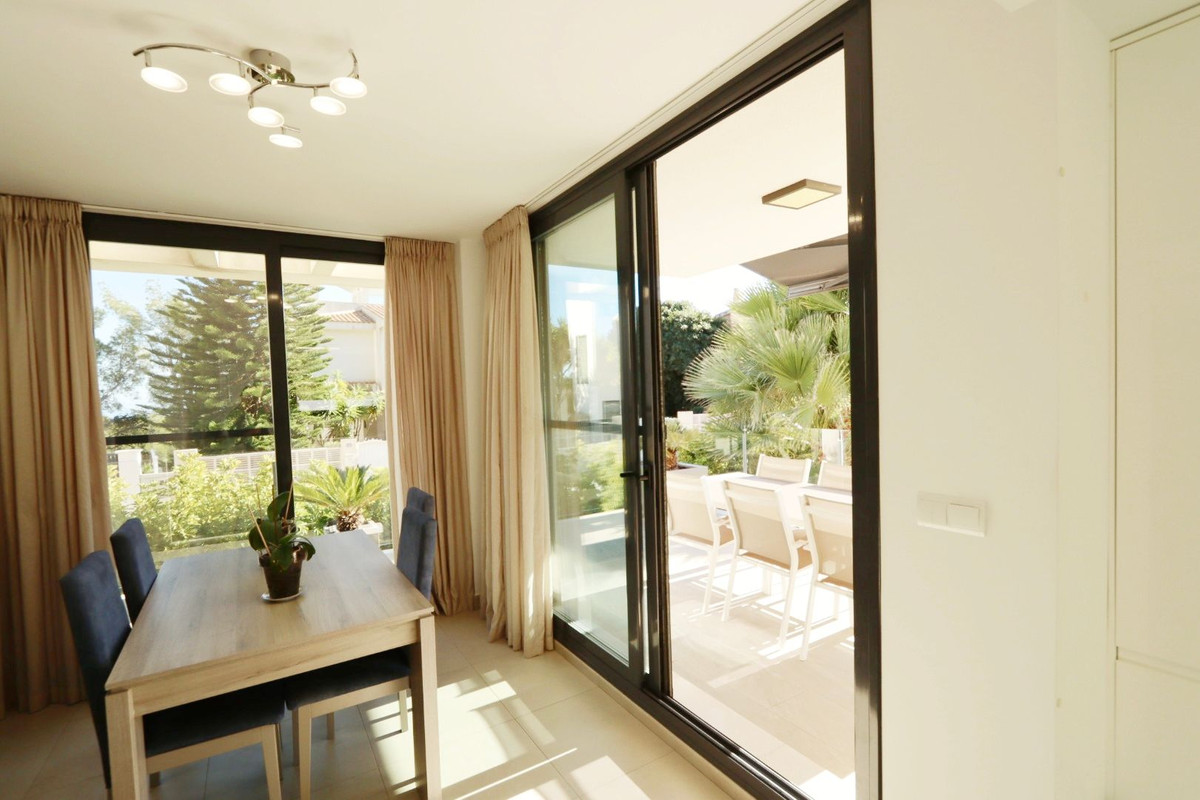 Se vende Villa - Chalet de 3 dormitorios en Costa Blanca, Alicante, España
