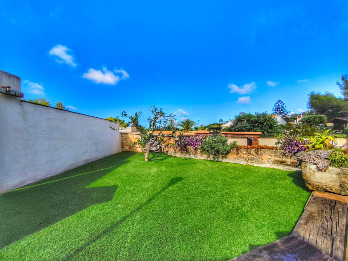 Se vende Villa - Chalet de 4 dormitorios en Costa Blanca, Alicante, España