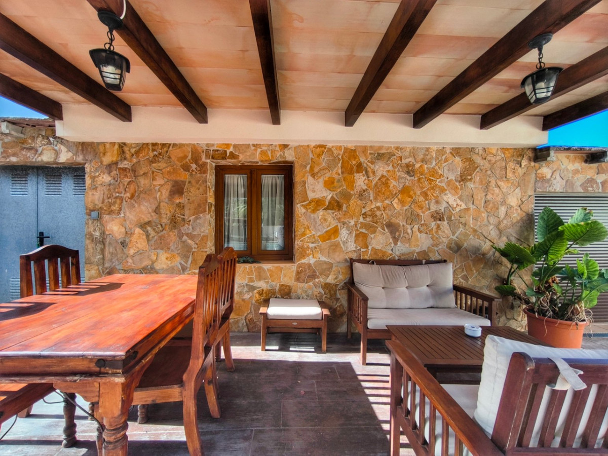 Se vende Villa - Chalet de 4 dormitorios en Costa Blanca, Alicante, España
