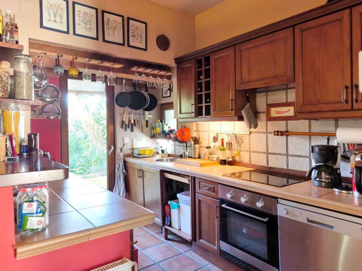 Se vende Villa - Chalet de 3 dormitorios en Costa Blanca, Alicante, España