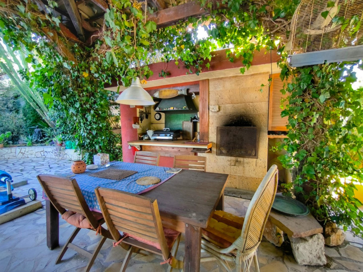 Se vende Villa - Chalet de 3 dormitorios en Costa Blanca, Alicante, España