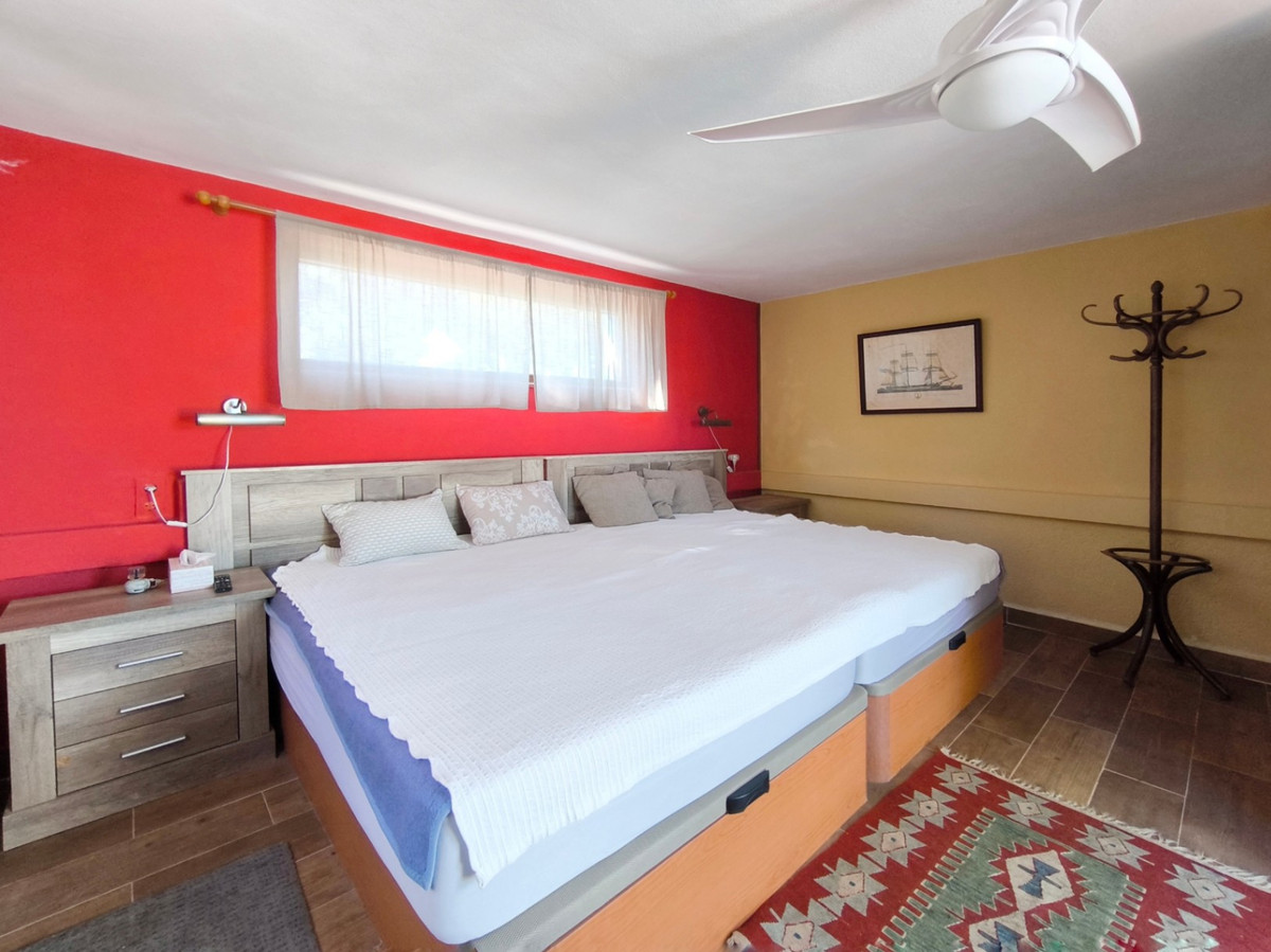 Se vende Villa - Chalet de 3 dormitorios en Costa Blanca, Alicante, España
