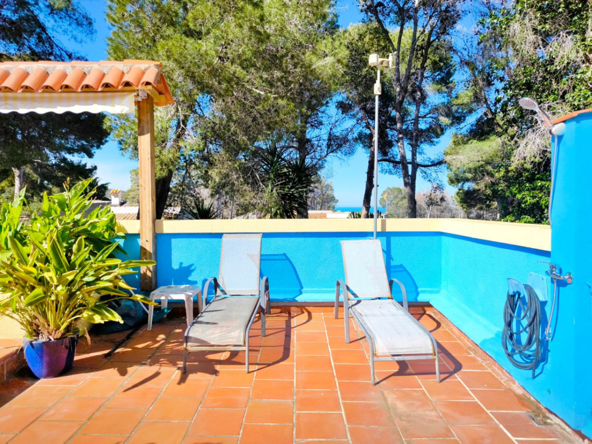 Se vende Villa - Chalet de 3 dormitorios en Costa Blanca, Alicante, España