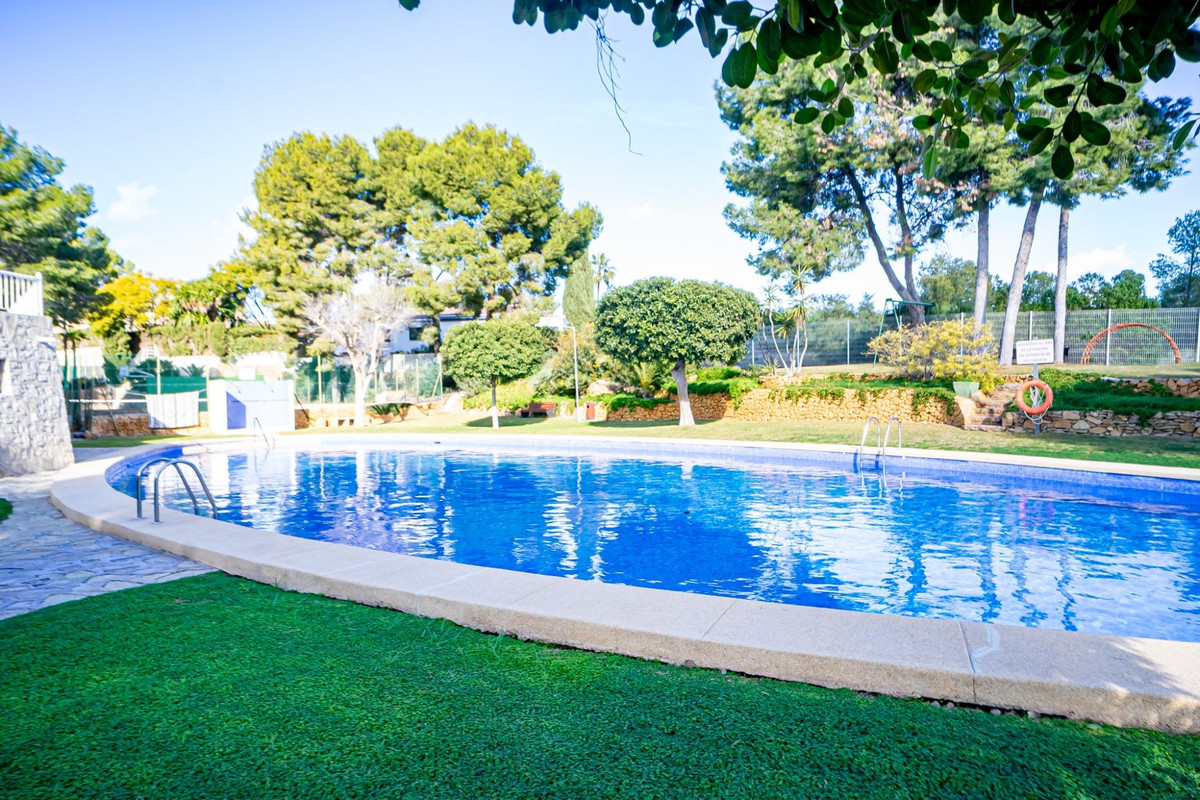 5 Bed Townhouse for sale in Benidorm Costa Blanca, Alicante, Spain
