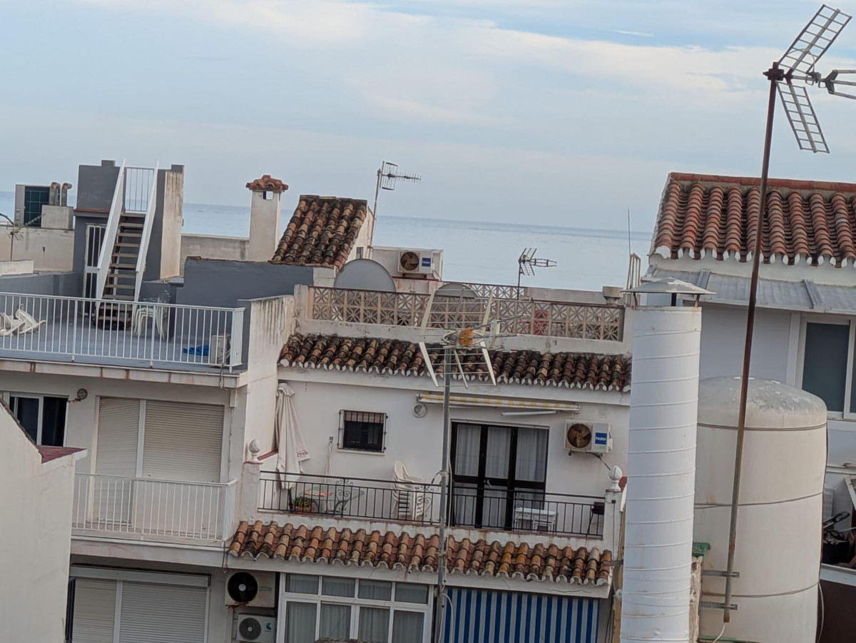 2 Bed Apartment for sale in La Carihuela Costa Del Sol, Málaga, Spain