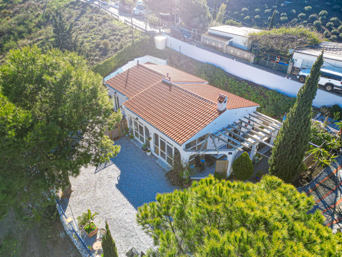 3 Bed Townhouse for sale in Cómpeta Costa Del Sol East, Málaga, Spain