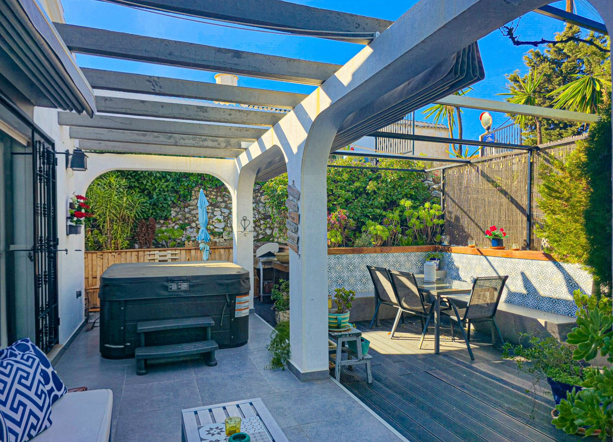3 Bed Townhouse for sale in Cómpeta Costa Del Sol East, Málaga, Spain