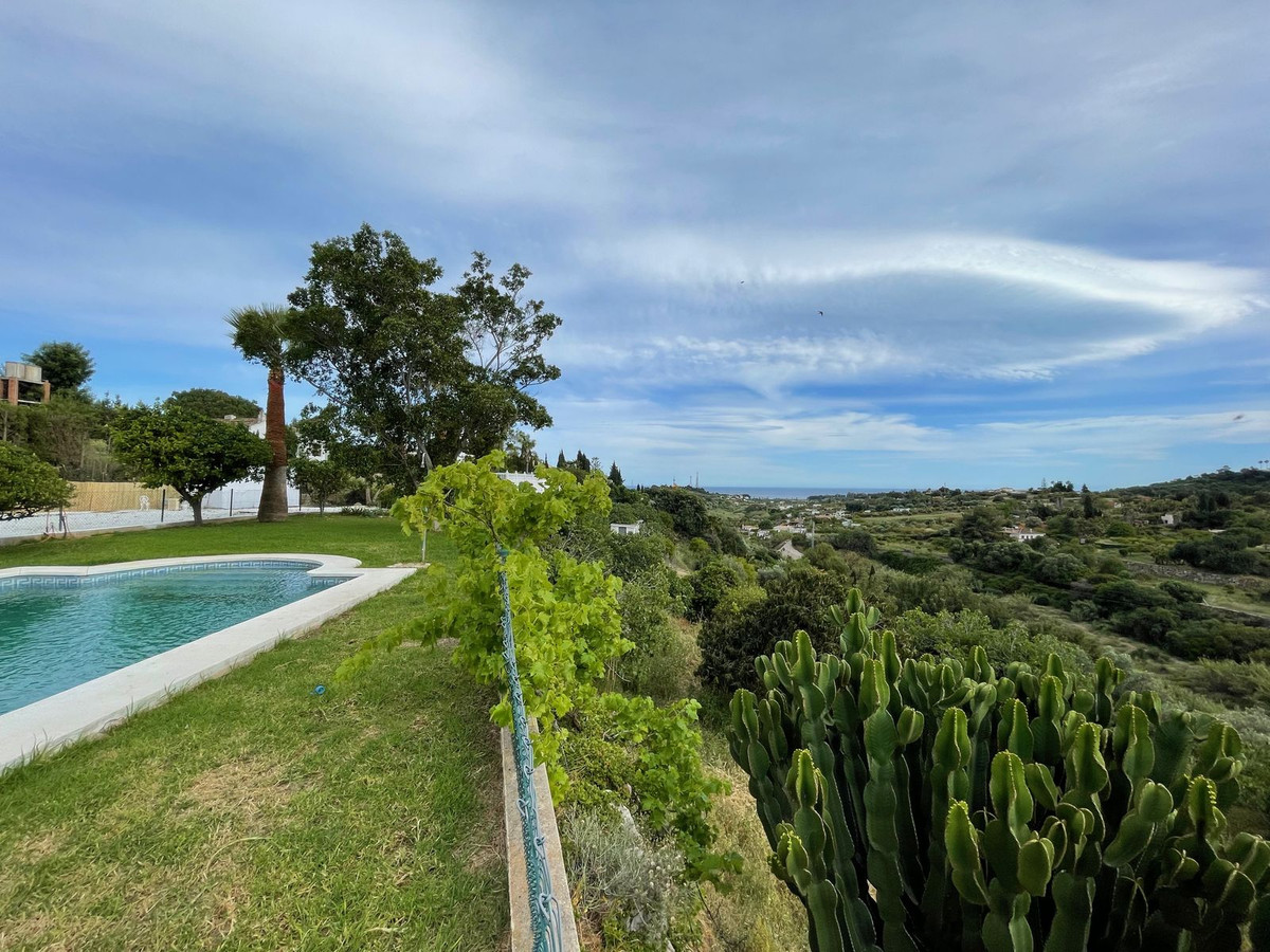 3 Bed Townhouse for sale in Estepona Costa Del Sol, Málaga, Spain