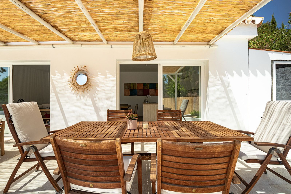 3 Bed Townhouse for sale in Estepona Costa Del Sol, Málaga, Spain