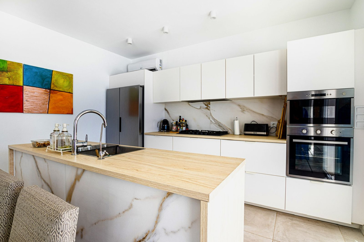 3 Bed Townhouse for sale in Estepona Costa Del Sol, Málaga, Spain