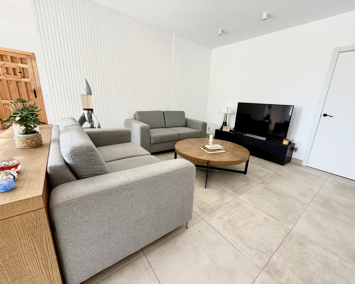3 Bed Townhouse for sale in Estepona Costa Del Sol, Málaga, Spain