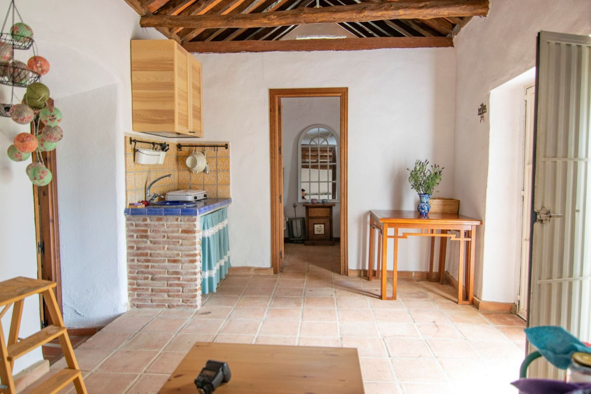 Se vende Terreno Rustico de 1 dormitorios en Costa Del Sol, Málaga, España