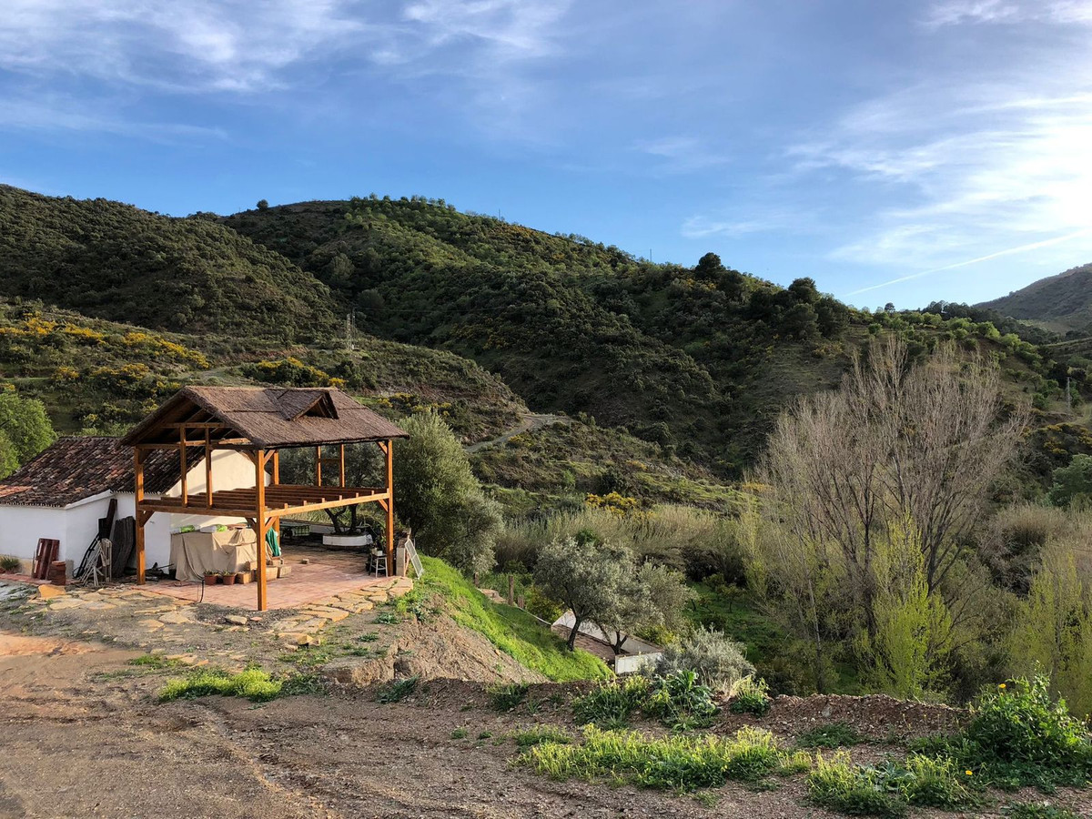 Se vende Terreno Rustico de 1 dormitorios en Costa Del Sol, Málaga, España