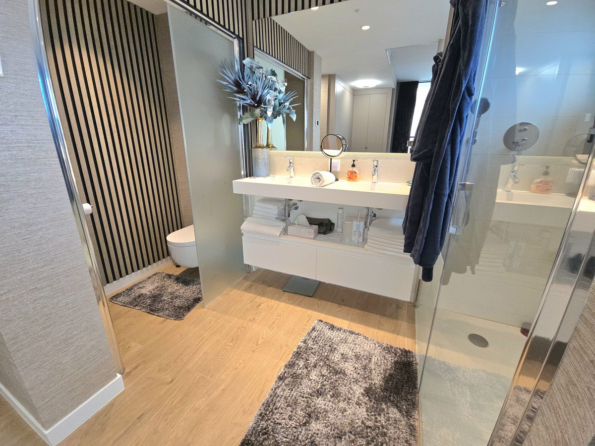 2 Bed Apartment for sale in Fuengirola Costa Del Sol, Málaga, Spain