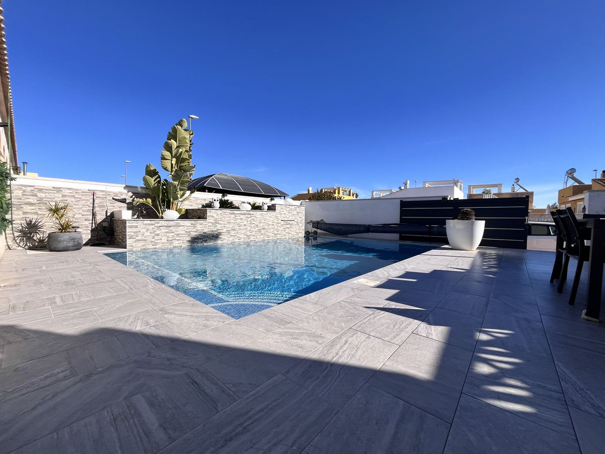 Se vende Villa - Chalet de 3 dormitorios en Costa Calida, Murcia, España