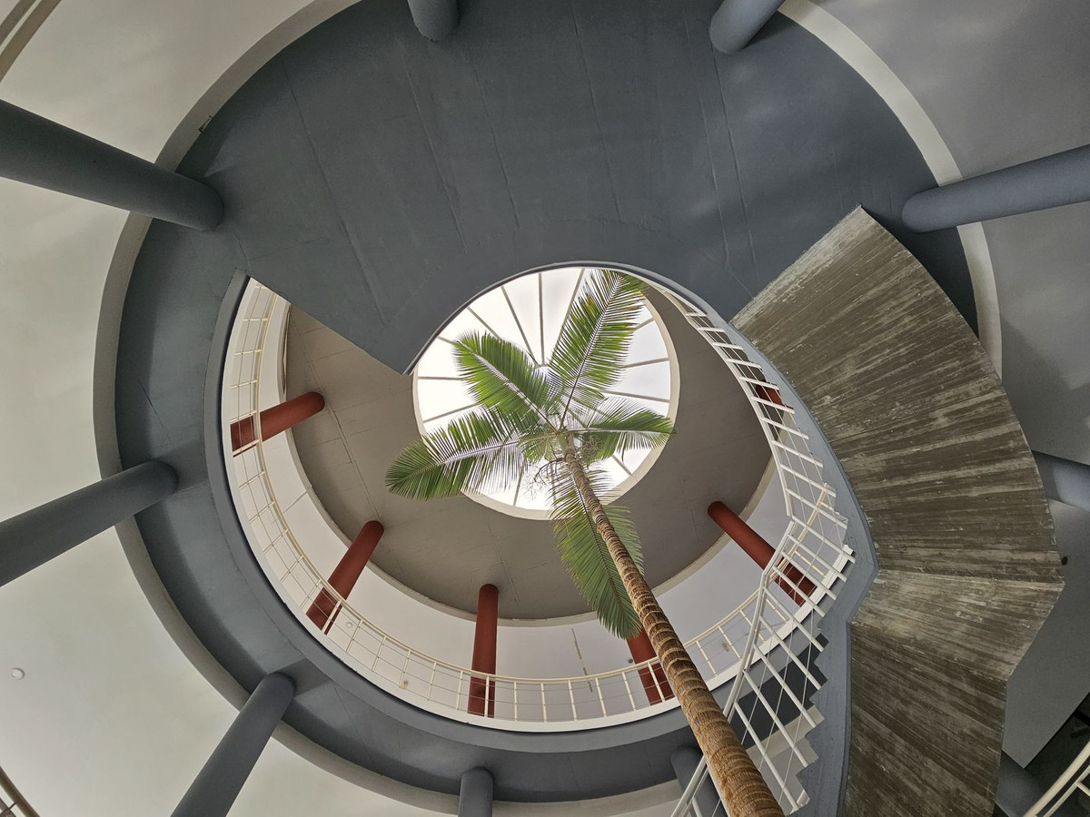 2 Bed Apartment for sale in Benahavís Costa Del Sol, Málaga, Spain