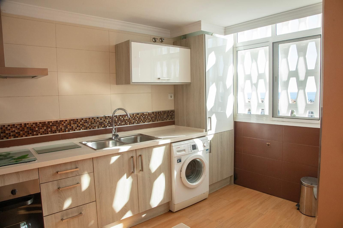 4 Bed Apartment for sale in San Pedro De Alcántara Costa Del Sol, Málaga, Spain