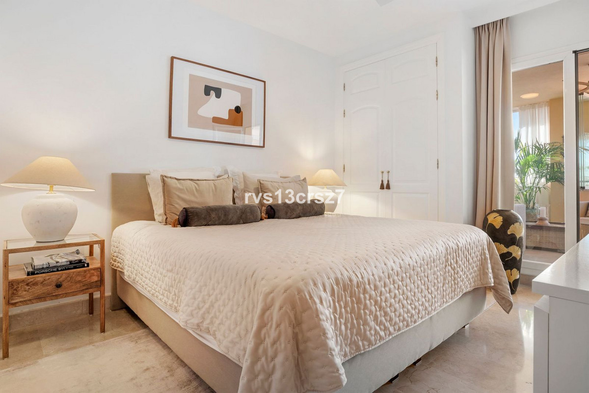 Se vende Apartamento Planta Media de 3 dormitorios en Costa Del Sol, Málaga, España