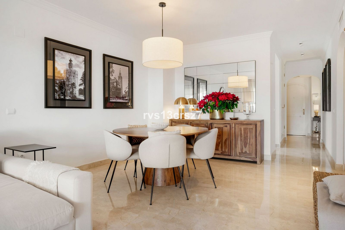 Se vende Apartamento Planta Media de 3 dormitorios en Costa Del Sol, Málaga, España
