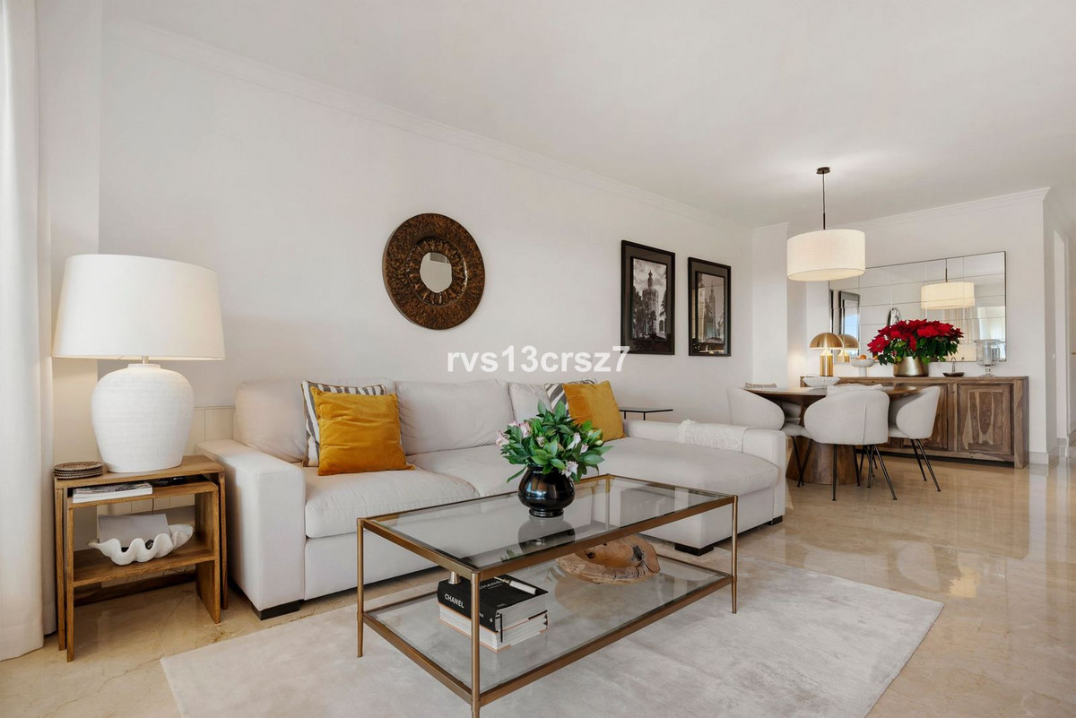 Se vende Apartamento Planta Media de 3 dormitorios en Costa Del Sol, Málaga, España
