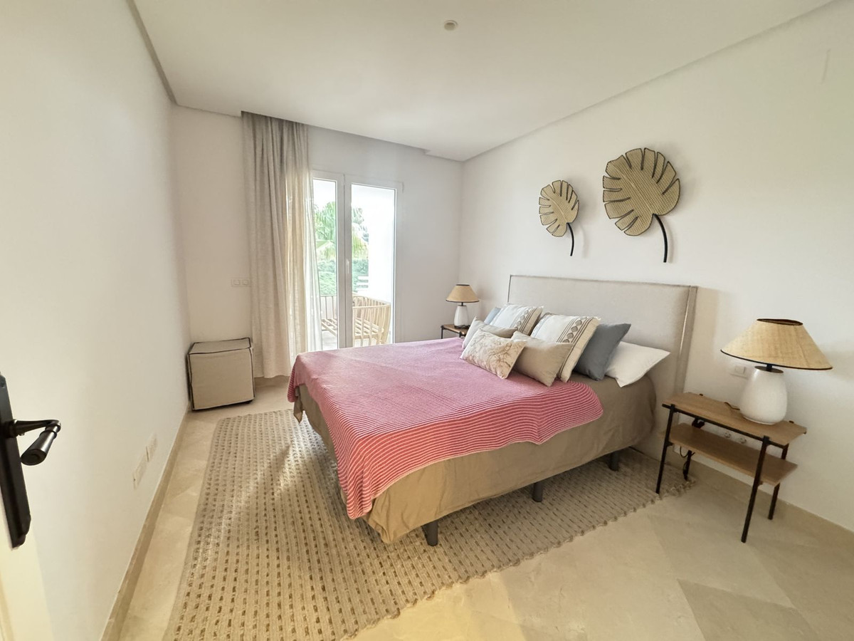 2 Bed Apartment for sale in Aloha Costa Del Sol, Málaga, Spain