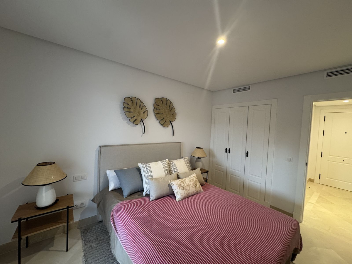 2 Bed Apartment for sale in Aloha Costa Del Sol, Málaga, Spain