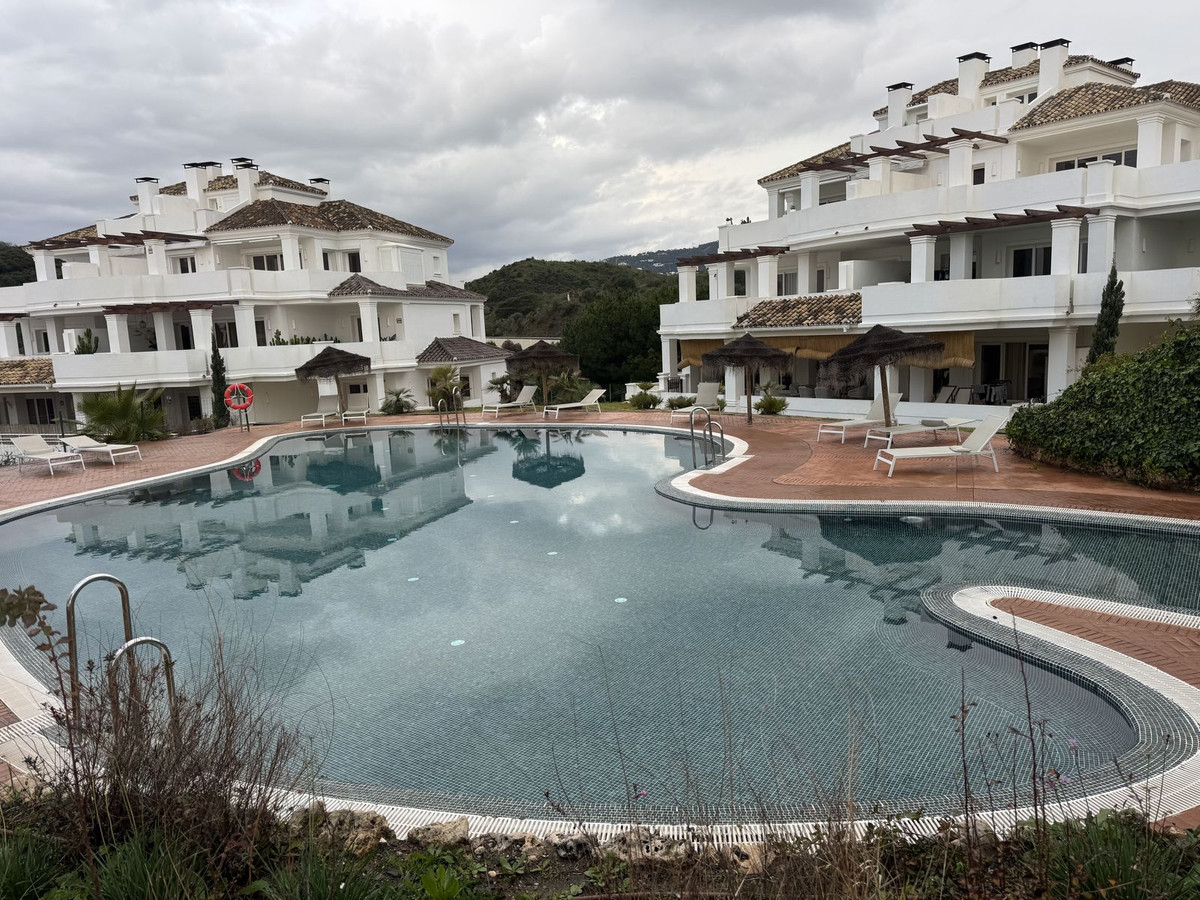 2 Bed Apartment for sale in Aloha Costa Del Sol, Málaga, Spain