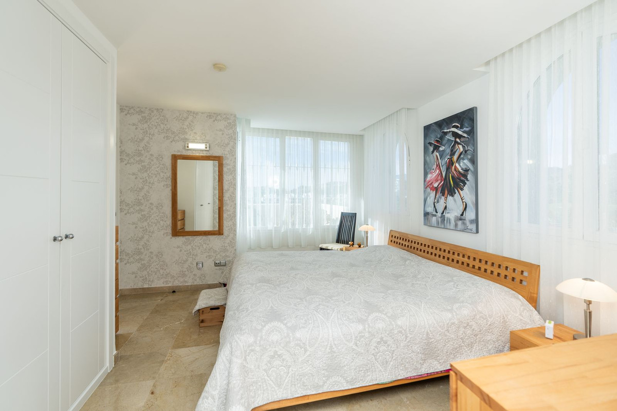 3 Bed Apartment for sale in Los Arqueros Costa Del Sol, Málaga, Spain