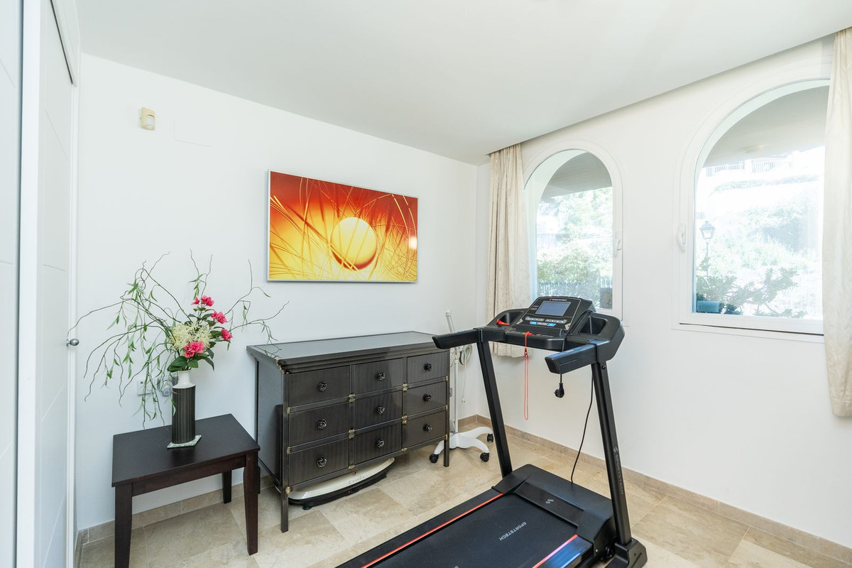 3 Bed Apartment for sale in Los Arqueros Costa Del Sol, Málaga, Spain