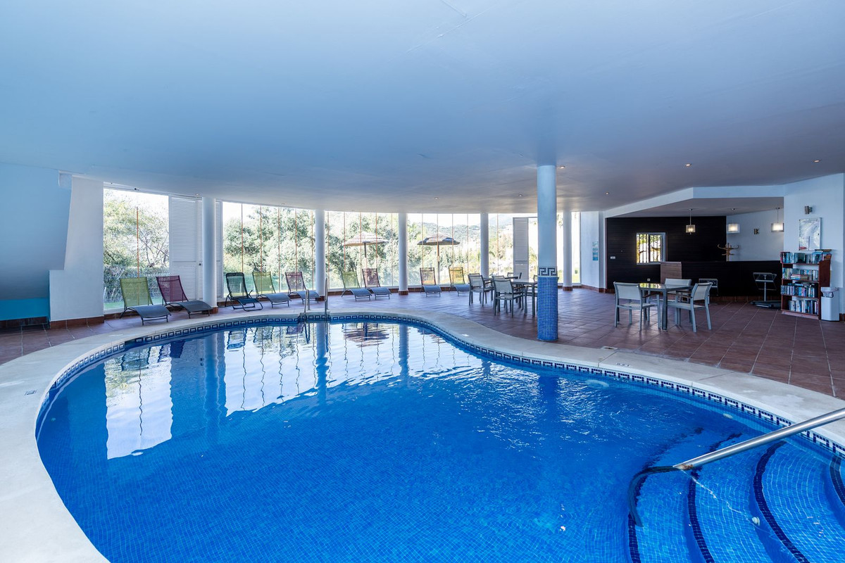 3 Bed Apartment for sale in Los Arqueros Costa Del Sol, Málaga, Spain