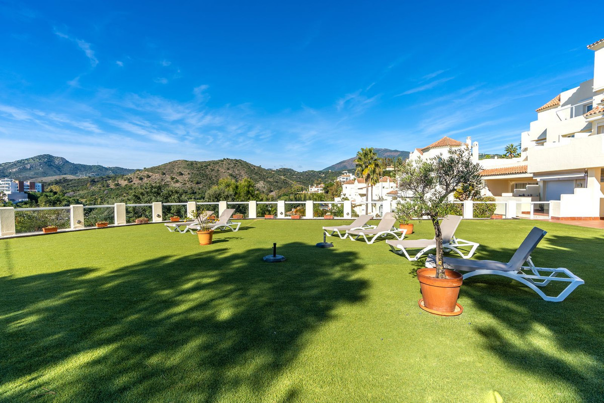 3 Bed Apartment for sale in Los Arqueros Costa Del Sol, Málaga, Spain