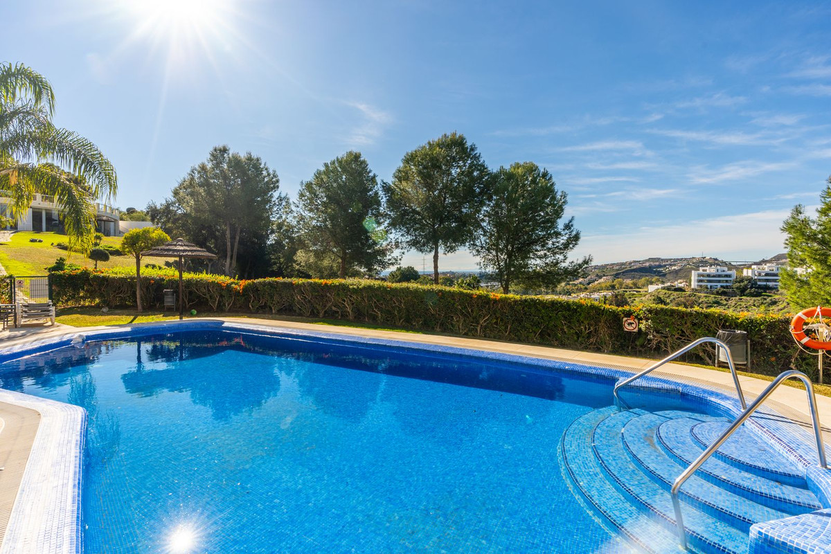 3 Bed Apartment for sale in Los Arqueros Costa Del Sol, Málaga, Spain