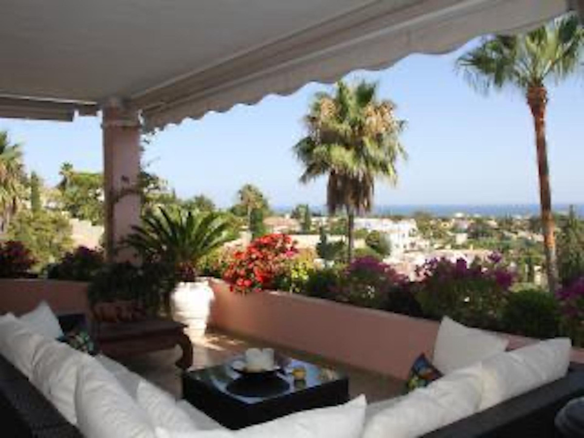5 Bed Townhouse for sale in Calahonda Costa Del Sol, Málaga, Spain