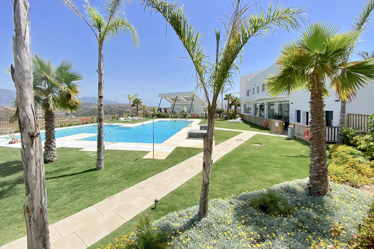 3 Bed Apartment for sale in La Cala De Mijas Costa Del Sol, Málaga, Spain